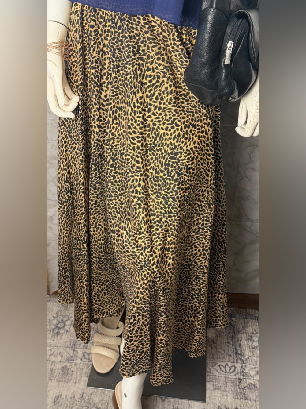 Leopard Print 100% Silk Maxi Skirt Elastic Waist Flowy Animal Print Size L - Picture 3 of 9